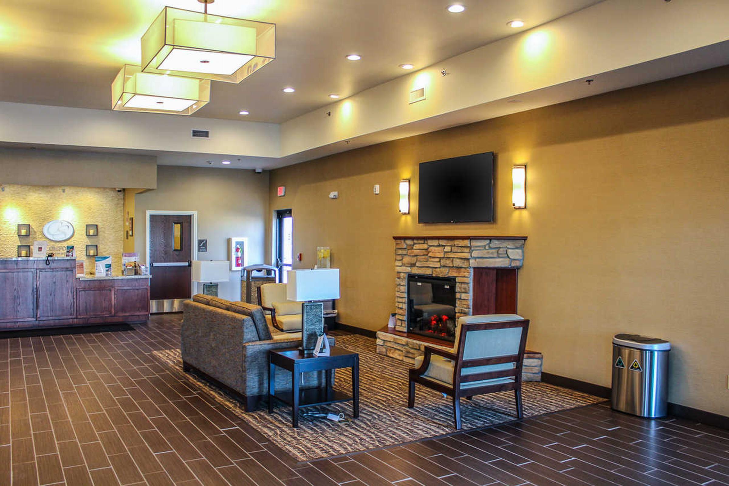 Comfort Suites University Brookings Exterior foto